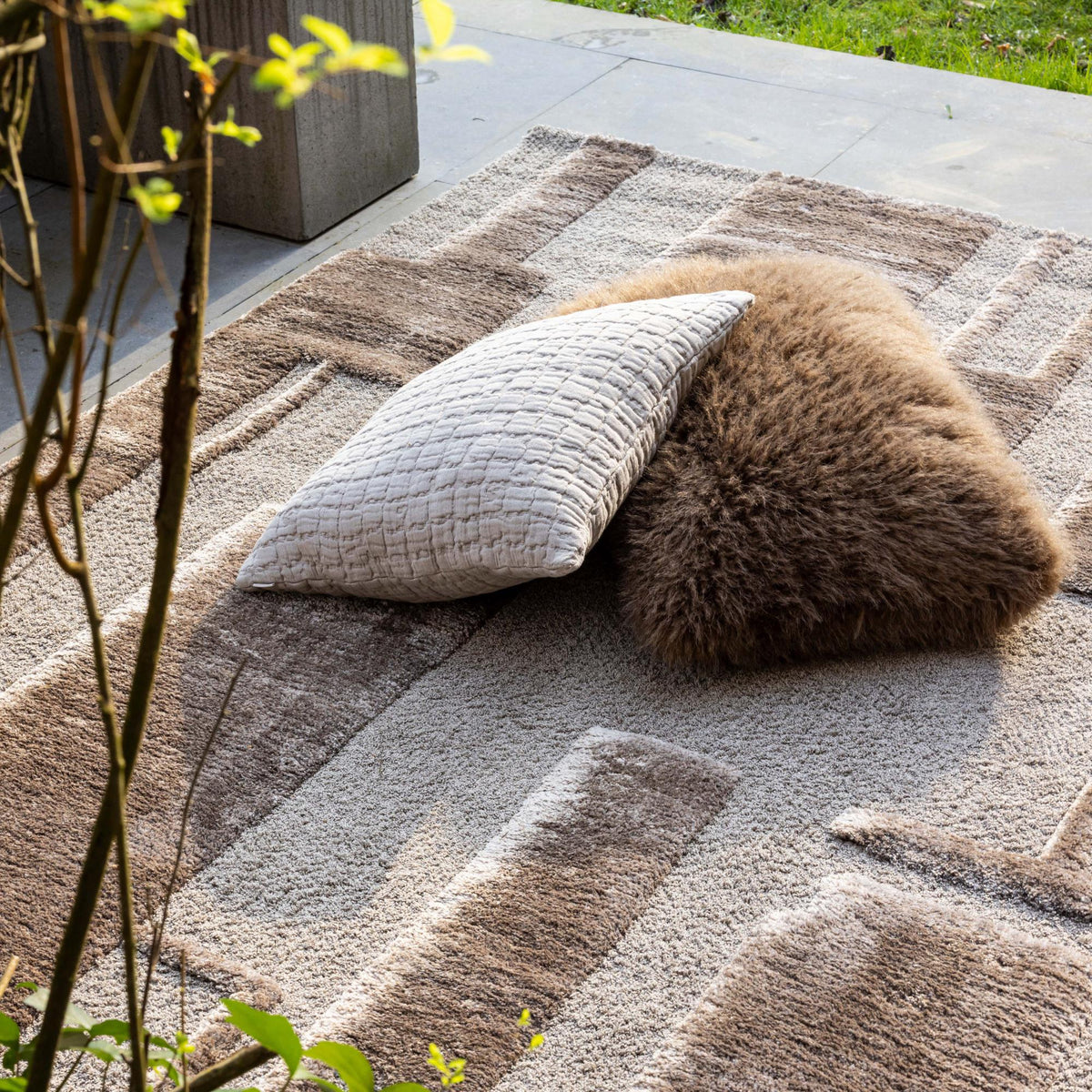 Tapis fabriqué à partir de matériaux recyclés Marron | Naya